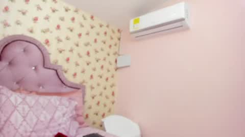 Snapshot of crystal_watson0 chatting on 07.15.26 Milf Latina online show from 07.15.26