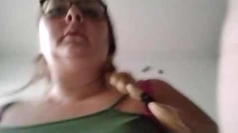 Snapshot of crystalbarbie214 chatting on 09.17.25 crystalbarbie214 online show from 09.17.25