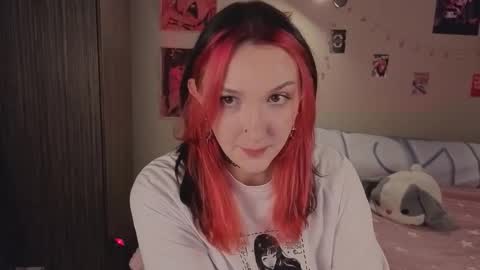 Snapshot of crystalblaze_ chatting on 10.18.25 Grace online show from 10.18.25