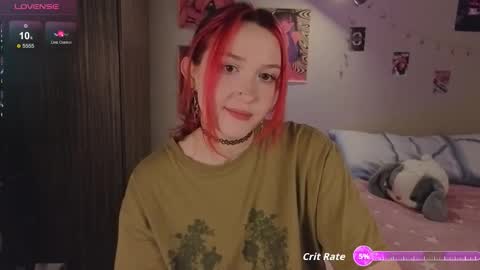 Snapshot of crystalblaze_ chatting on 10.19.25 Grace online show from 10.19.25