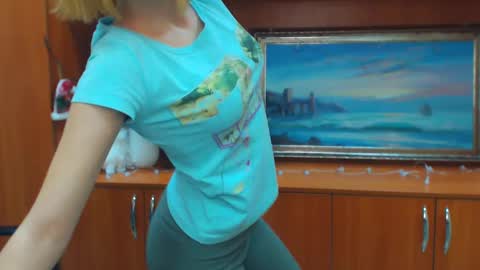 Stella online show from 01.25.25