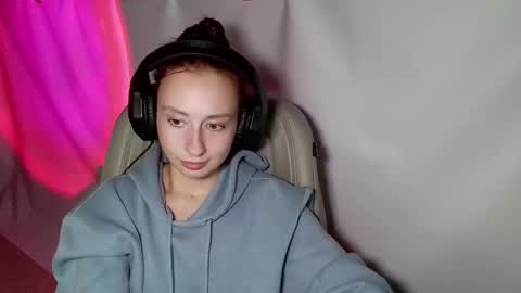 Snapshot of crystallkris chatting on 12.30.24 Kristina online show from 12.30.24