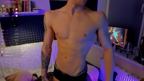 Snapshot of crystallora chatting on 12.13.24 Crys online show from 12.13.24