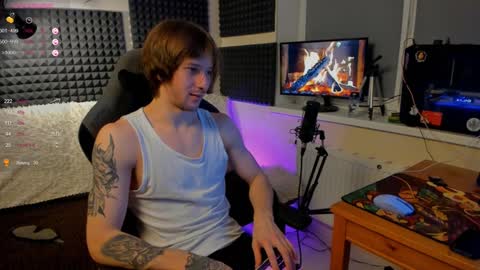 Snapshot of crystallora chatting on 12.15.24 Crys online show from 12.15.24