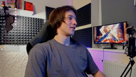 Snapshot of crystallora chatting on 12.18.24 Crys online show from 12.18.24