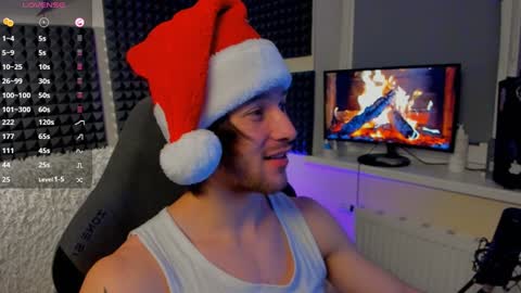 Snapshot of crystallora chatting on 12.31.24 Crys online show from 12.31.24