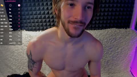 Snapshot of crystallora chatting on 01.26.25 Crys online show from 01.26.25