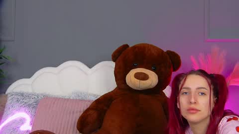 crystallred online show from 04.03.26