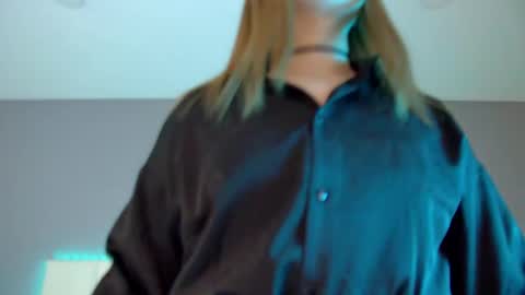 Crystal online show from 03.04.25