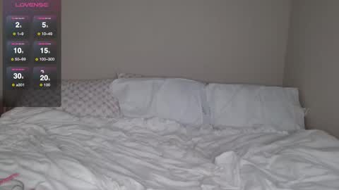 Snapshot of crystalstarlet chatting on 11.07.25 Nikki online show from 11.07.25