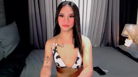 bea takashi  online show from 10.06.25