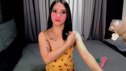 bea takashi  online show from 10.11.25