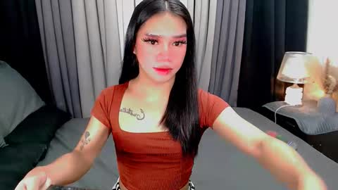 bea takashi  online show from 02.04.26