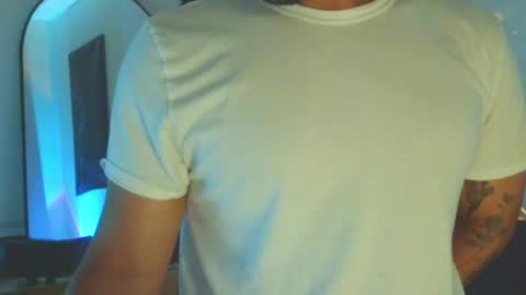 Snapshot of cubarican23 chatting on 06.02.26 cubarican23 online show from 06.02.26
