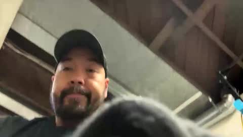 Snapshot of cubinheat chatting on 11.22.25 cubinheat online show from 11.22.25