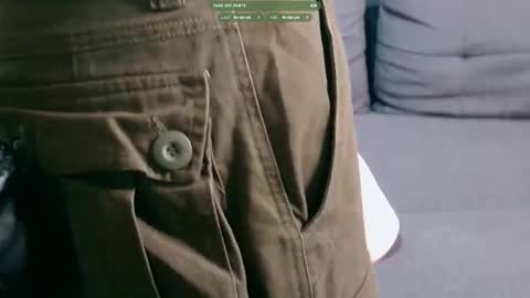 Snapshot of cuckbaitking chatting on 10.23.25 CuckbaitKing online show from 10.23.25