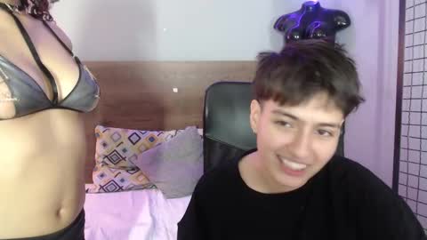 Snapshot of cuddle_bunny_ chatting on 01.07.25 cuddle_bunny_ online show from 01.07.25