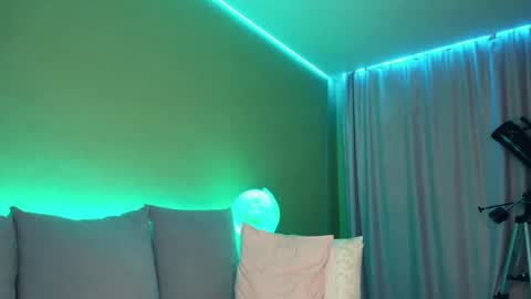 Alexia online show from 01.12.25