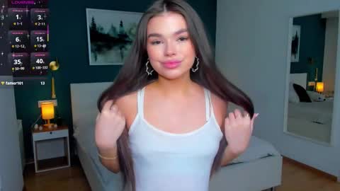 Silvia online show from 11.20.25