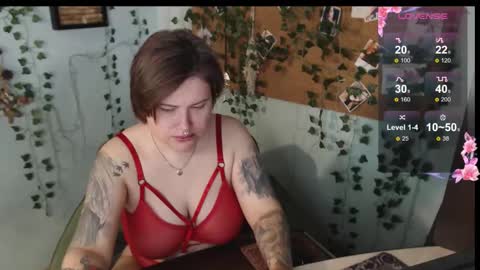 Snapshot of cuddlieschris chatting on 09.21.25 Chris online show from 09.21.25