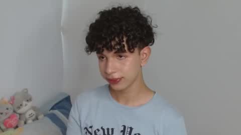 Cuddly online show from 01.17.25