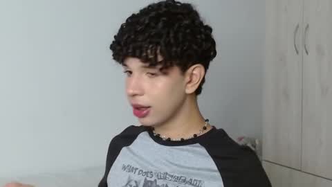 Cuddly online show from 03.06.25