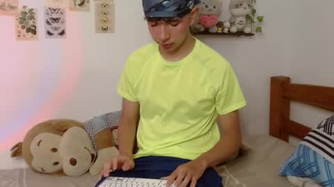 Cuddly online show from 03.27.26