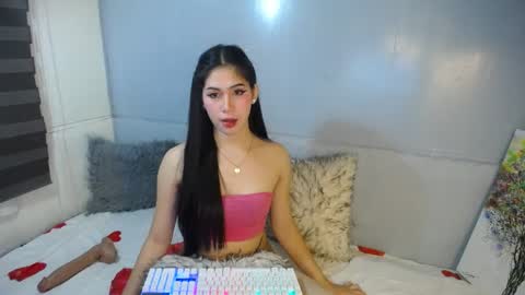 Snapshot of cum4kate69 chatting on 02.17.25 SASSY ANGEL3 online show from 02.17.25