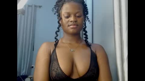 Snapshot of cum_ebony_petitxx chatting on 04.29.26 cath online show from 04.29.26