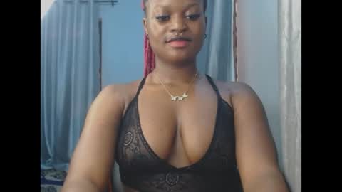 Snapshot of cum_ebony_petitxx chatting on 05.14.26 cath online show from 05.14.26