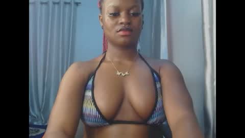 Snapshot of cum_ebony_petitxx chatting on 05.15.26 cath online show from 05.15.26