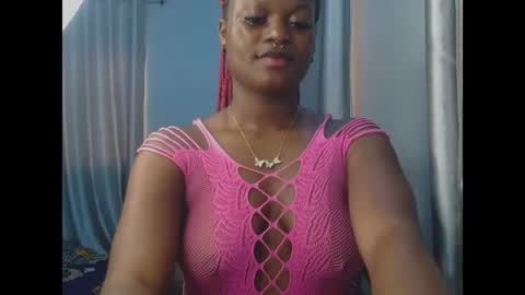 Snapshot of cum_ebony_petitxx chatting on 05.16.26 cath online show from 05.16.26