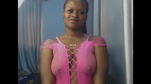 Snapshot of cum_ebony_petitxx chatting on 05.16.26 cath online show from 05.16.26