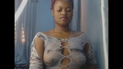 Snapshot of cum_ebony_petitxx chatting on 06.02.26 cath online show from 06.02.26