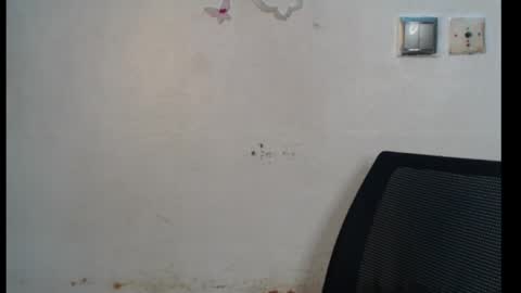 Snapshot of cum_ebony_xxxpetit chatting on 05.12.26 Teeha online show from 05.12.26