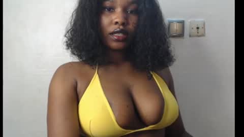 Snapshot of cum_ebony_xxxpetit chatting on 07.06.26 Teeha online show from 07.06.26