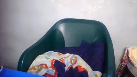Snapshot of cum_girl_ chatting on 04.15.26 cum_girl_ online show from 04.15.26