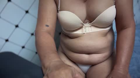 Snapshot of cum_shoow chatting on 01.12.26 cum_shoow online show from 01.12.26