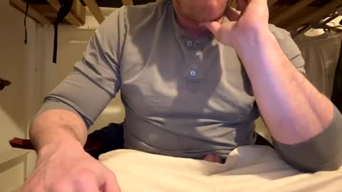 Snapshot of cumfacialxxx chatting on 01.31.25 cumfacialxxx online show from 01.31.25