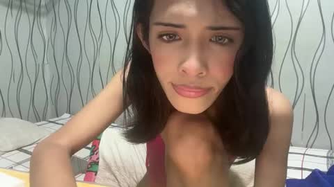 Snapshot of cumjemie chatting on 09.26.25 cumjemie online show from 09.26.25