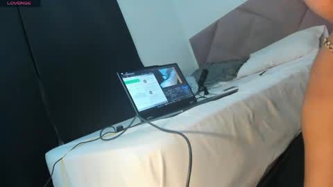 Snapshot of cummingurl chatting on 04.02.26 Paulina online show from 04.02.26