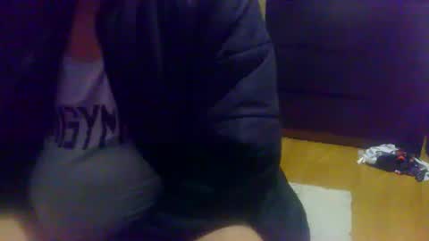 Snapshot of cumnridewa chatting on 04.29.26 cumtowa online show from 04.29.26