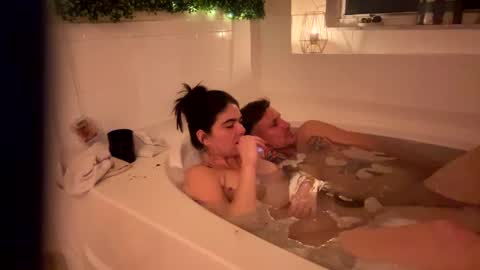 Snapshot of cumontae chatting on 02.06.25 Pussy whipped babyboy online show from 02.06.25