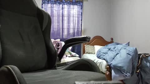Snapshot of cumtribute4ubitch chatting on 10.01.25 cumtribute4ubitch online show from 10.01.25