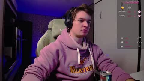 Snapshot of cumzan_ chatting on 02.12.25 Tarzan online show from 02.12.25