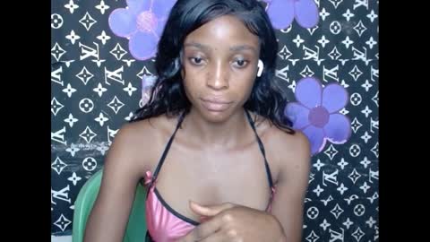 Snapshot of cupidxdoll chatting on 02.24.25 cupidxdoll online show from 02.24.25