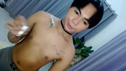 Xyrien online show from 04.16.26