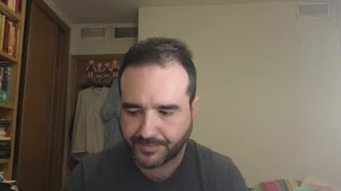 curiosillo1983 online show from 10.18.25