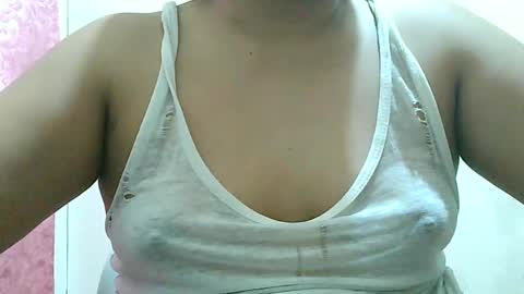 curious_girl247 online show from 01.22.25