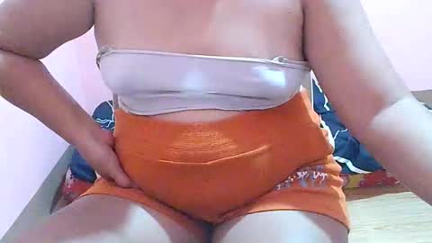 Snapshot of curious_girl247 chatting on 05.17.26 curious_girl247 online show from 05.17.26